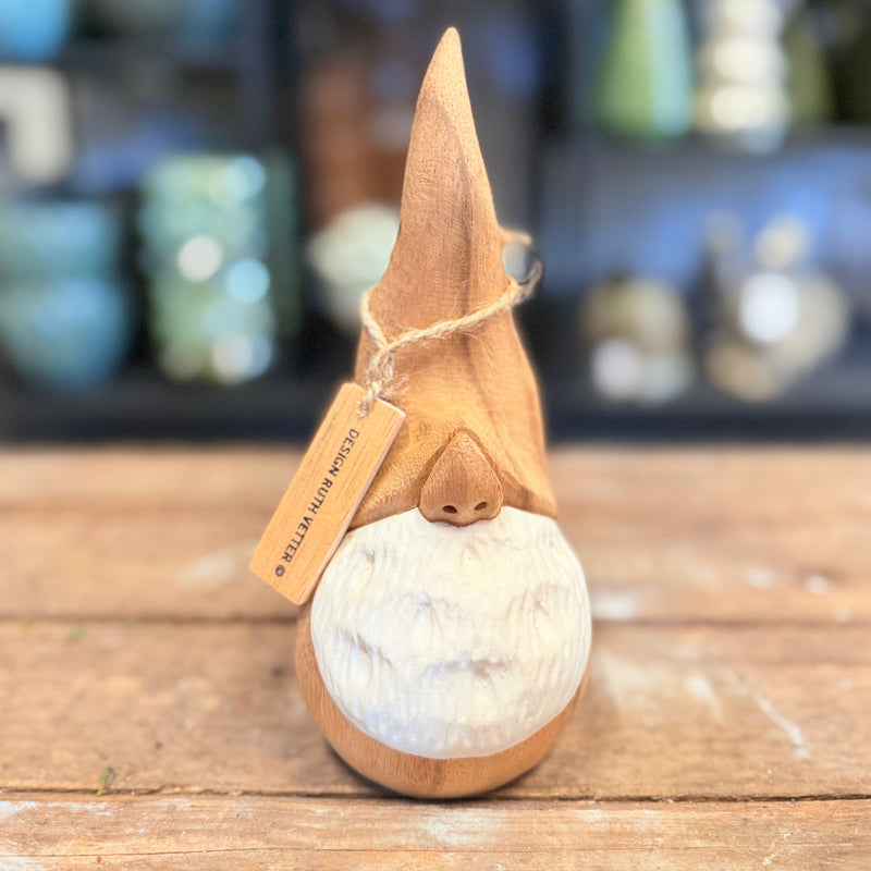 Lille trænisse – naturlig og charmerende julefigur