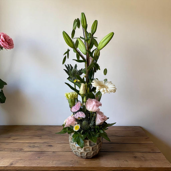 Sommerens Blomst – Håndbundet buket i krukke